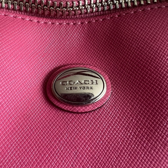 Coach Peyton Domed Satchel - Picture 4 of 10